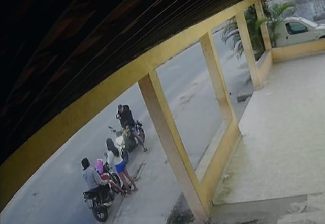 Câmera de segurança flagrou a execução / Reprodução