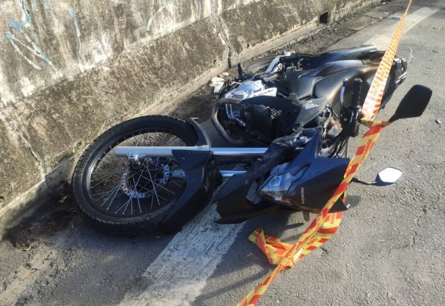 Moto apreendida na Raposo Tavares | Reprodução/SBT
