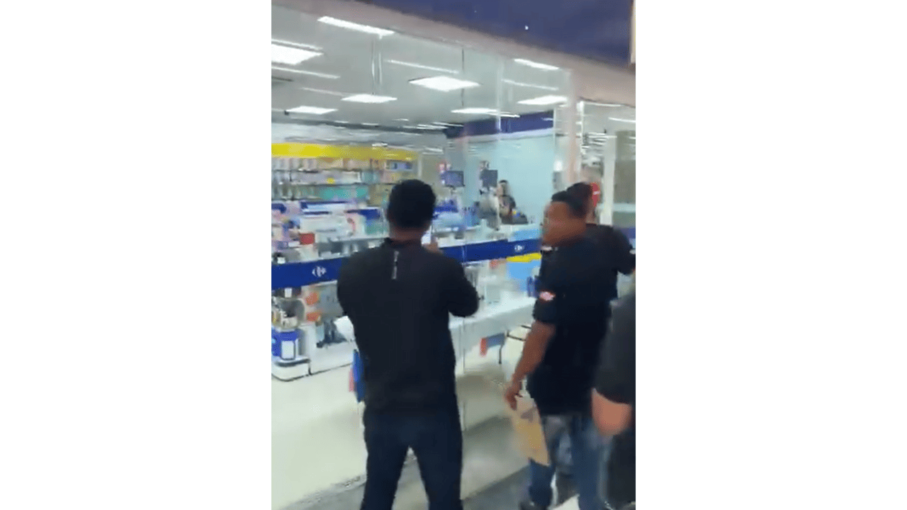 Mulher E Feita Refem Em Supermercado Na Zona Sul De Sp