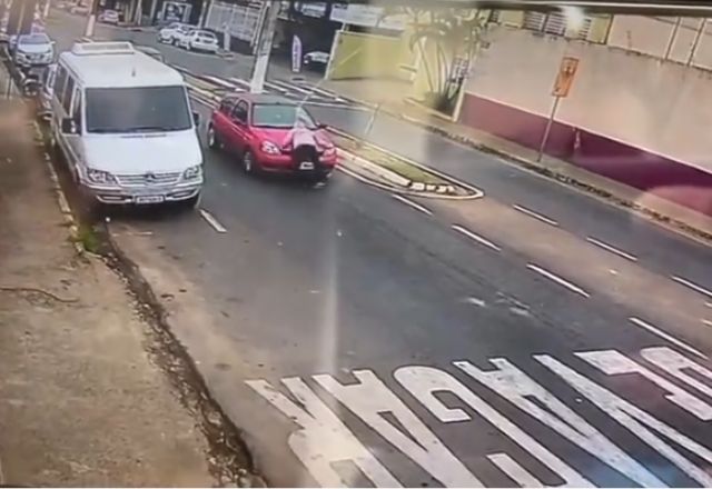 Mulher finge atropelamento em Minas Gerais | Reprodução/Redes sociais