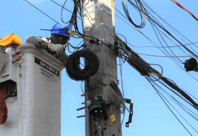 Furto de fios causam prejuízo e falta de energia no país | Reprodução