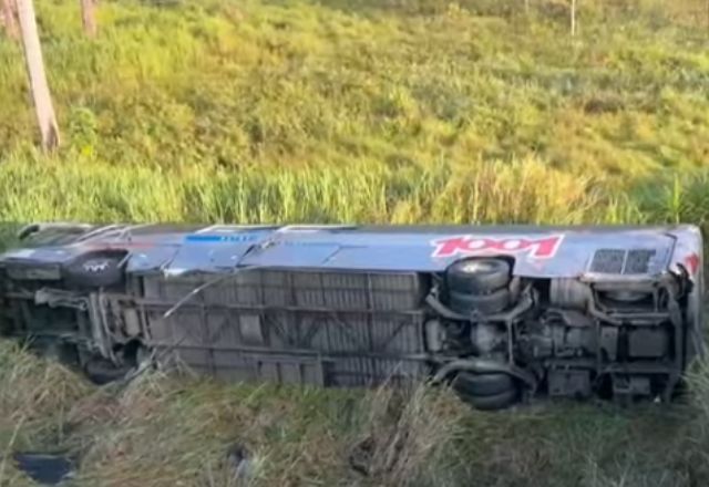 Acidente de ônibus no interior de SP deixa uma vítima fatal e outra em estado grave | Reprodução/SBT