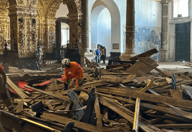 Teto de igreja desaba no Pelourinho, em Salvador | Reprodução
