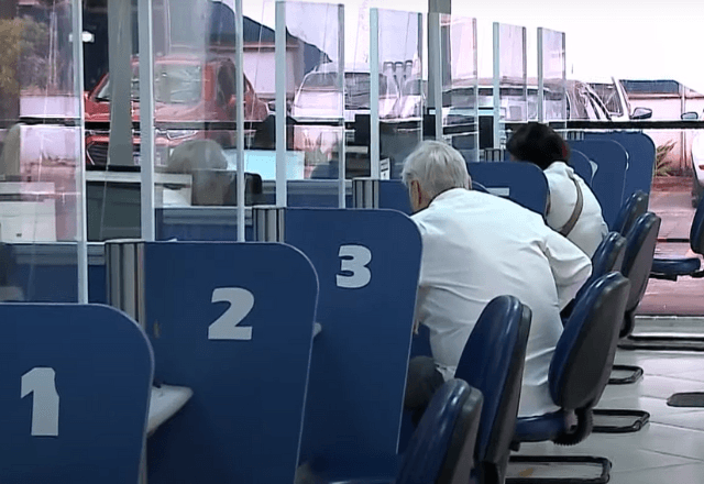 Aposentados no INSS | Reprodução/SBT Brasil