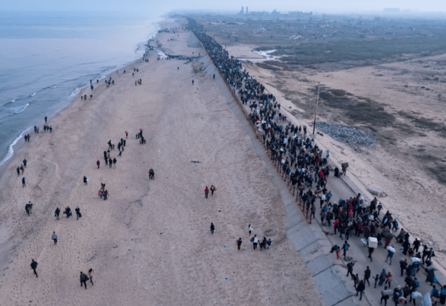 Palestinos voltam ao norte de Gaza | Reprodução AP