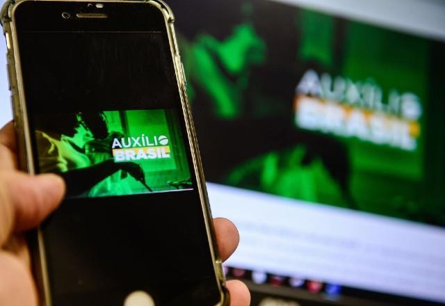 No total, 53 milhões de pessoas serão contempladas pelo recurso em agosto | Agência Brasil