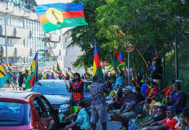 Manifestações pró-independência irrompem na Nova Caledônia contra a França | Reprodução/X
