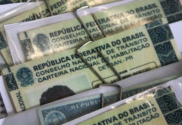 Novo prazo terá como base o mês de vencimento do documento | Fotos Públicas