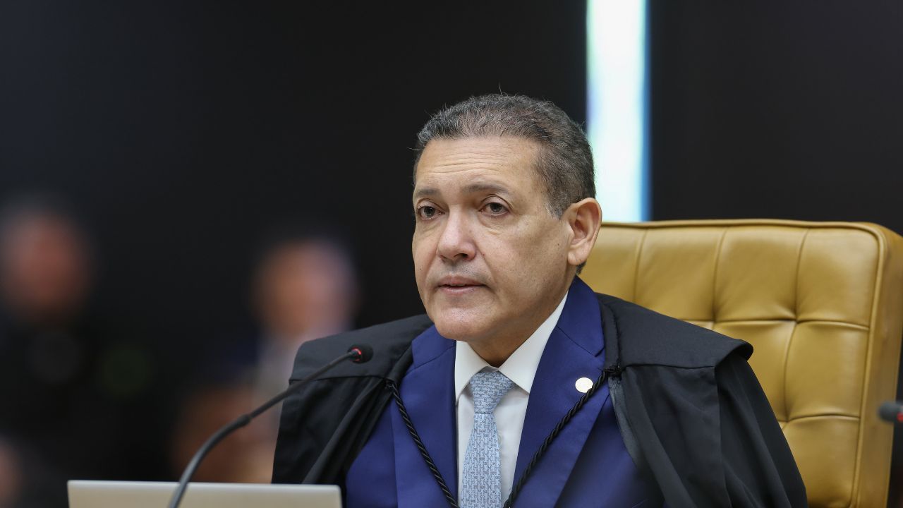 Kassio manda apagar vídeo de Lula sobre "falcatrua" no TSE Kassio manda apagar vídeo de Lula sobre "falcatrua" no TSE
