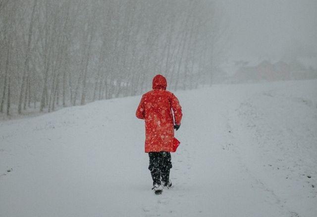 Nuvem de neve se formou no Oceano Atlântico a partir de uma frente fria | Pxinio