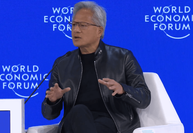 O CEO da Nvidia, Jensen Huang, participou do Fórum Econômico Mundial, em Davos | Reprodução/World Economic Forum