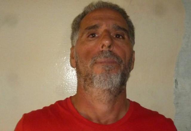O italiano Rocco Morabito. Ele é branco, tem os cabelos brancos e olhos castanhos. Foto: reprodução