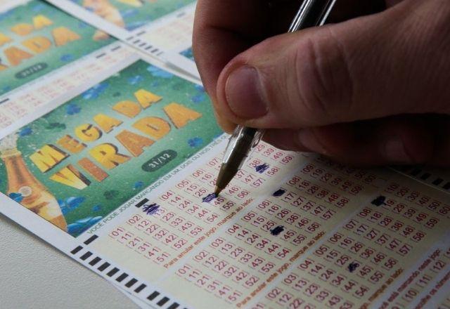 O valor de uma aposta simples, com seis números, é de R$ 4,50 | Agência Brasil