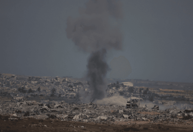 Ofensiva de Israel mata ao menos 11 pessoas em Gaza | REUTERS/Ammar Awad