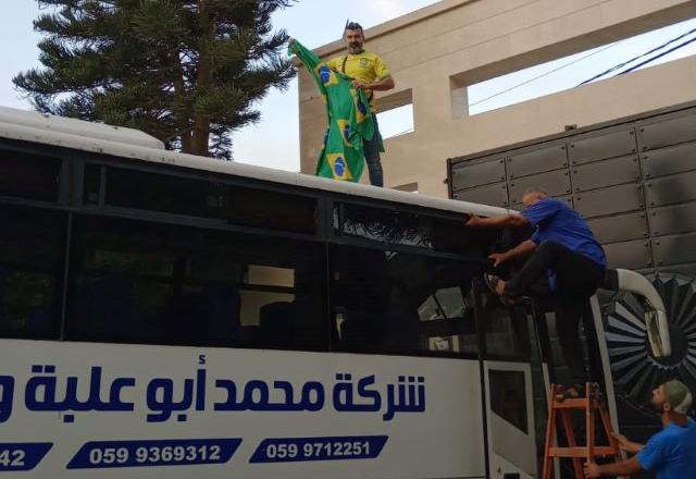 Ônibus utilizado por brasileiros para se descolocar em Gaza | Divulgação