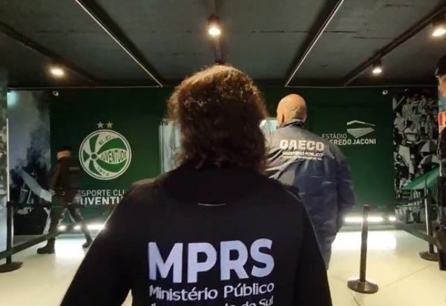 Jogador do Juventude é alvo de operação por suspeita de envolvimento com apostas