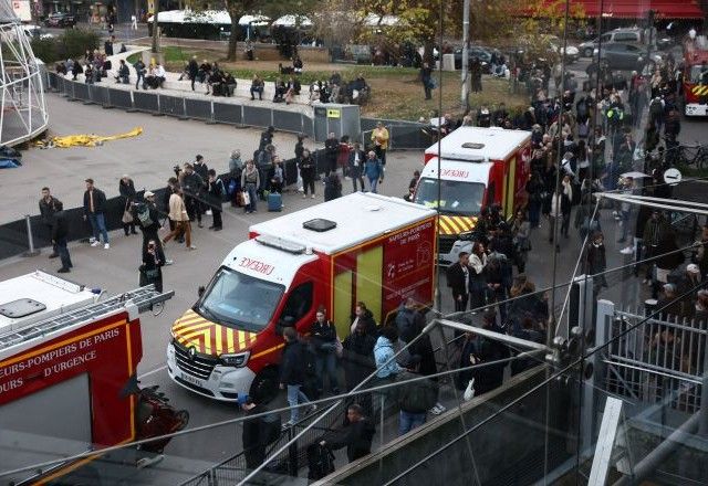 Operação policial em estação de trem Montparnasse em Paris 14112025 REUTERSStephane Mahe