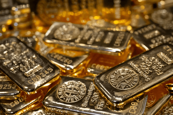 Ouro: metal teve uma alta anual próxima de 65% em 2025 | Sven Hoppe/picture alliance/Getty Images