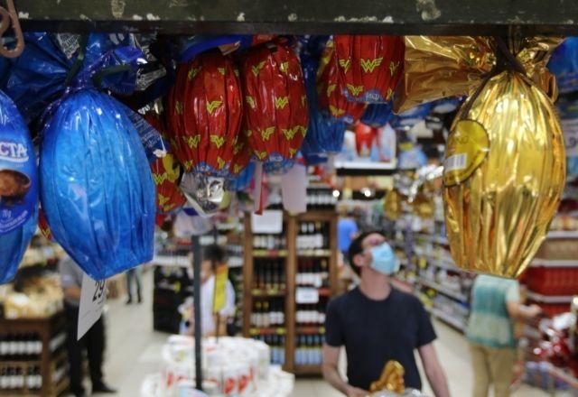 Ovos de chocolate industrializados são os preferidos dos consumidores, seguidos pelas caixas de bombom | Agência Brasil