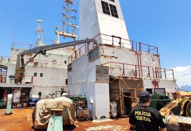 Operação foi realizada através de uma denúncia contra a embarcação | Divulgação/PF