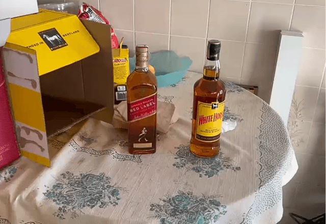 Bebidas falsas encontradas e chácara de Americana (SP) | Foto: Reprodução/DEIC