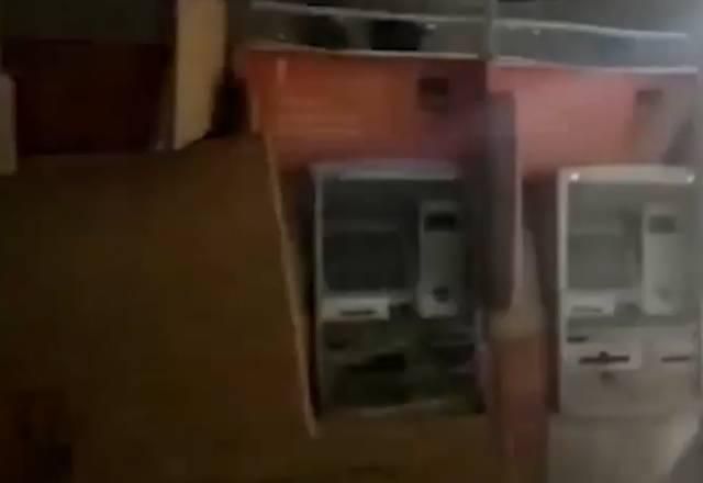 agência destruída por explosivos em Mariluz/PR