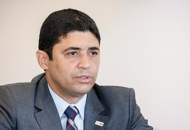 Wagner Rosário: ministro da CGU também apresenta as características apresentadas por Bolsonaro | Isac Nóbrega/PR