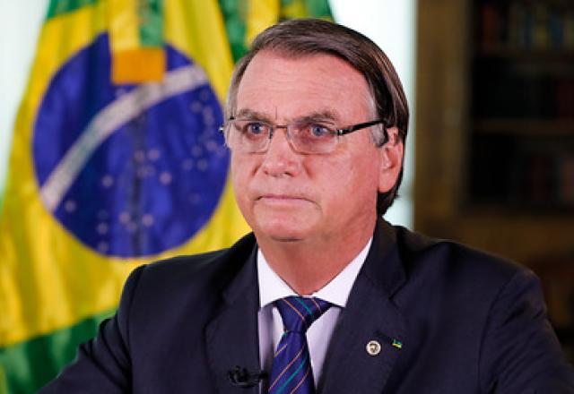 Jair Bolsonaro de óculos (Isac Nóbrega/PR)