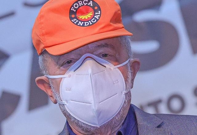 Lula usa boné da Força Sindical e máscara de proteção (Ricardo Stuckert/PT)