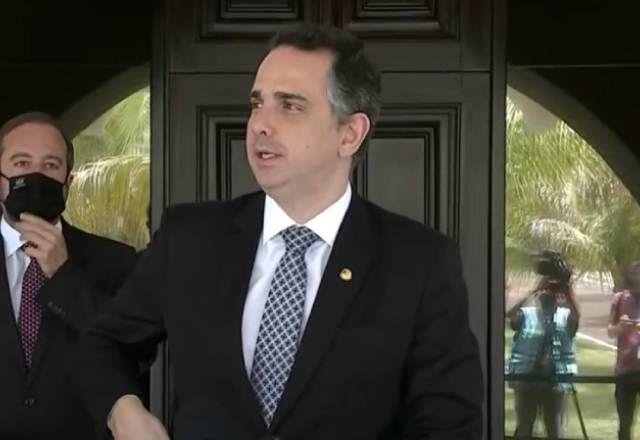 Pacheco, presidente da Câmara: "É óbvio que gostaríamos (reajustar), mas o foco é a vacina" | Reprodução