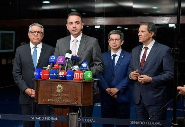 Ausência de Lira no acordo entre governo e Congresso sobre desoneração chama atenção; veja análise Ausência de Lira no acordo entre governo e Congresso sobre desoneração chama atenção; veja análise