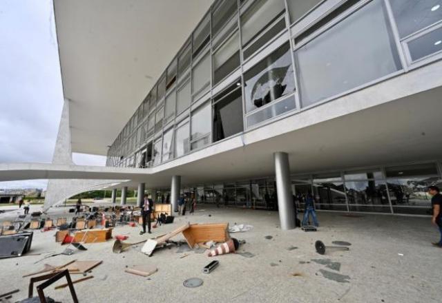 Palácio do Planalto depredado