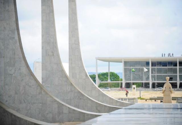 Palácio do Planalto visto a partir do STF
