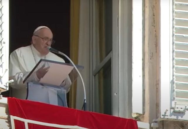 Papa Francisco pede para que Irã e Israel evitem escalada de violência