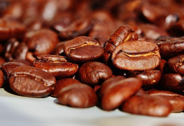 Para o café arábica, a Conab espera uma produção de 32,41 milhões de sacas | Pixabay