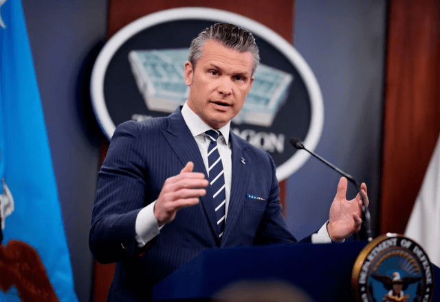 Secretário de Guerra, Pete Hegseth | Foto: reprodução/Getty Images