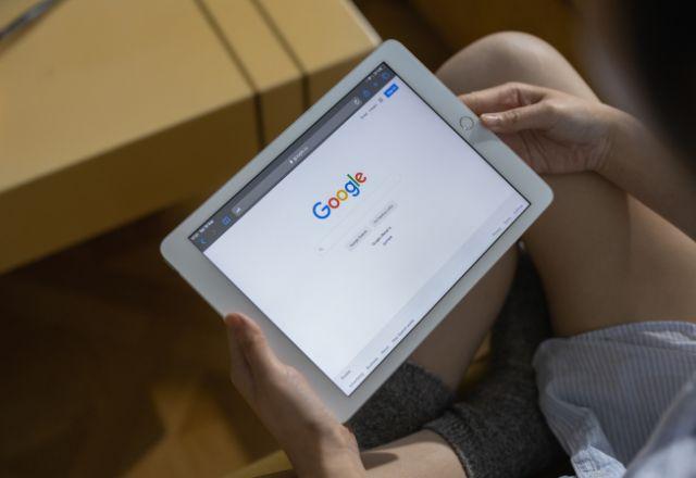 Plataforma promove uma coletânea de serviços, como acesso à versão digital do título de eleitor e aos locais de votação | Pexels