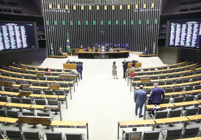 Páscoa prolongada: com 11 dias de folga, Câmara dos Deputados só retorna na segunda semana de abril