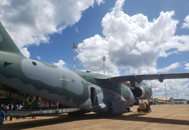 Poder Expresso: Avião da FAB segue para Polônia para resgatar brasileiros