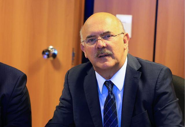 Poder Expresso: delegado denuncia interferência em ação contra Ribeiro