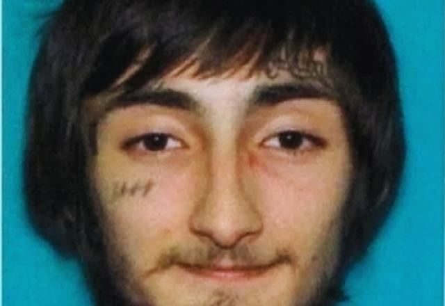 Robert E. Crimo III foi detido horas após ataque em Illinois | Divulgação/Polícia