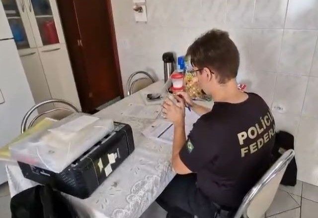 Polícia Federal em ação na operação Wolfie | Reprodução/PF