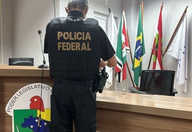 Polícia Federal fez buscas na Câmara Municipal de Caxambu do Sul (SC) | Divulgação/PF