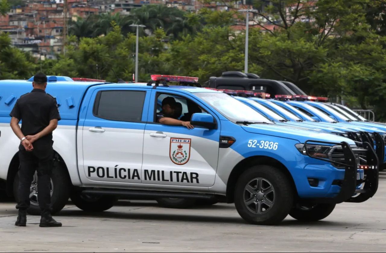 Além do combate ao tráfico, a ação busca reprimir o roubo de carros na região | Tânia Rêgo/Agência Brasil 