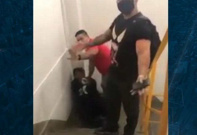 Policiais agrediram jovem negro em shopping