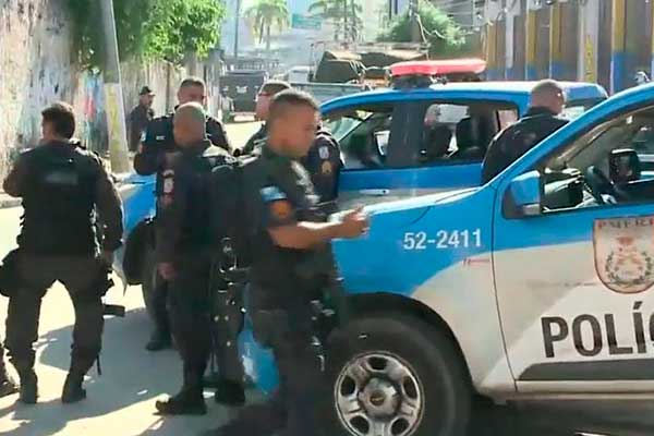 População de Duque de Caxias, no Rio, teme represálias de facção