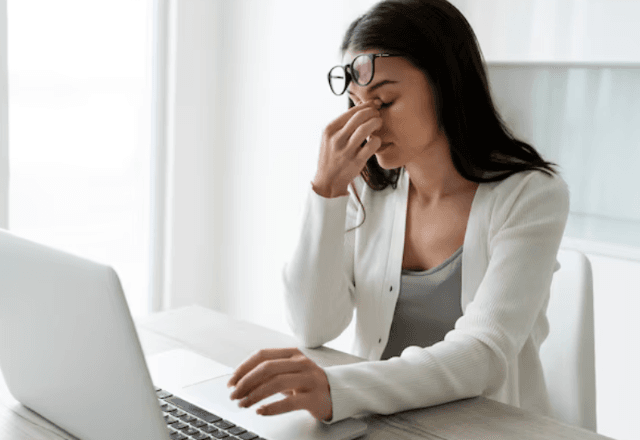 Por que estamos mais cansados do que nunca, segundo especialista? | Freepik
