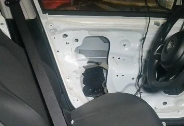 SP: bandidos furtam 30 carros de dentro de locadora em aeroporto SP: bandidos furtam 30 carros de dentro de locadora em aeroporto