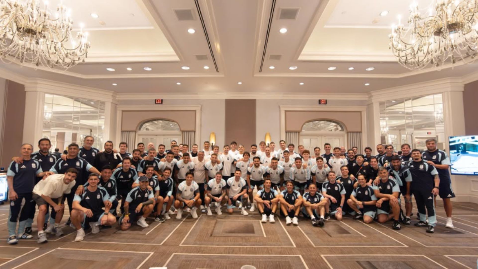 Imagem da notícia: Messi agradece grupo da Argentina antes da final da Copa Imagem da notícia: Messi agradece grupo da Argentina antes da final da Copa
