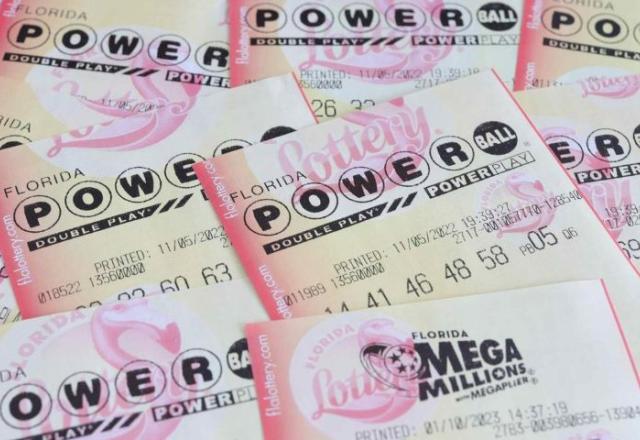 Powerball: loteria dos EUA sorteia prêmio estimado em R$ 4,6 bilhões (Shutterstock)